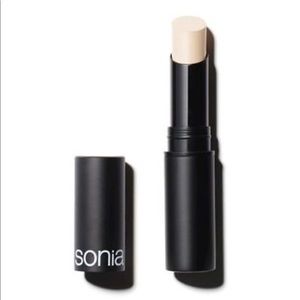 3 Sonia kashuk take cover concealing sticks